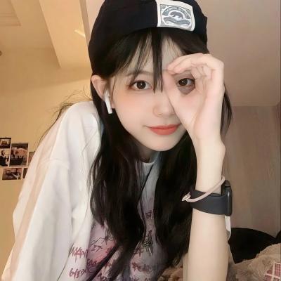 快穿团宠三个大佬哥哥太粘人